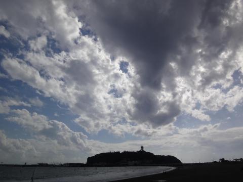 台風17号　江ノ島