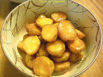 nikkorogashi(simmered potato)