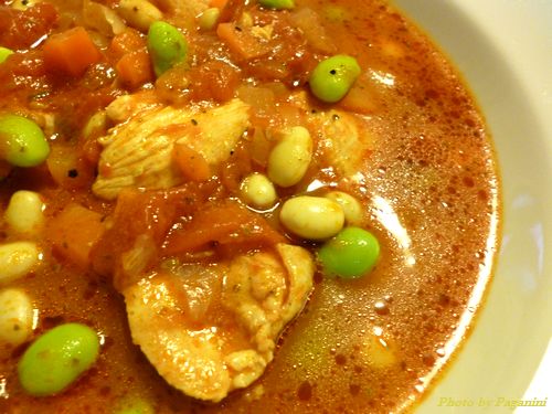 simmered tomato with chicken & beans