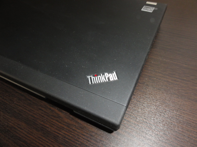 ThinkPad X230 天板 『ThinkPad』ロゴ