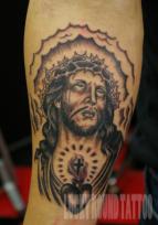 LUCKY ROUND TATTOOのイエス・キリストのタトゥー画像 1