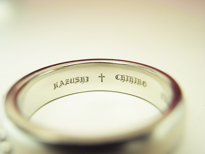 結婚指輪　十字架