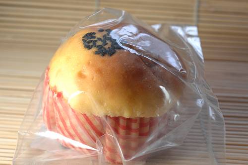 gold color bread named by kin-iro pam, hiraizumi, iwate-pref., 240928 1-5-p-s